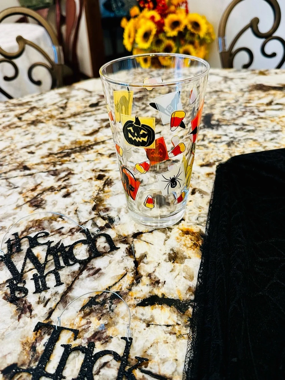 🖤 Black Spiderweb Lace Table Cloth 🖤 Glittery Black Signs 🖤